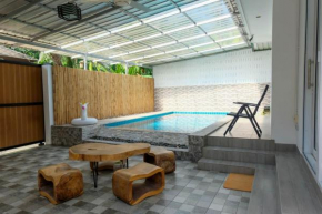 Chaya pool villa